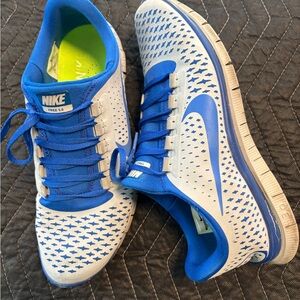 Vintage Nike Free 3.0 Blue and Gray